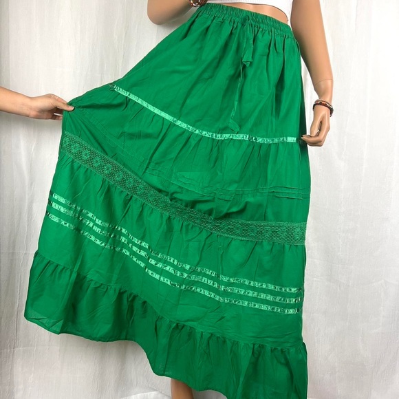 Cottagecore Long Skirt Emerald Green - Picture 3 of 8